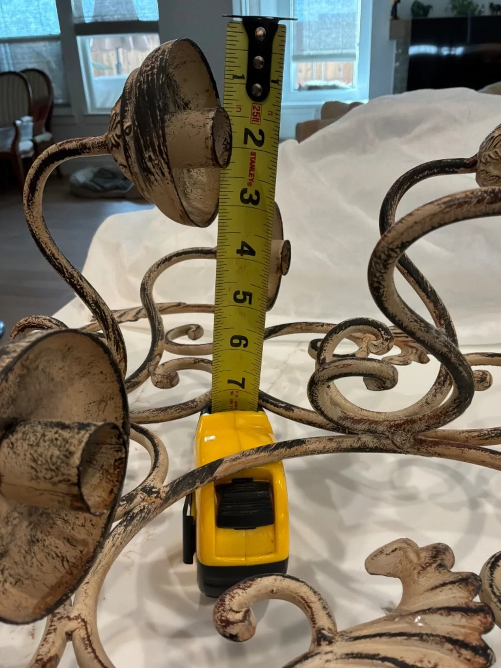 Wall candle holder
